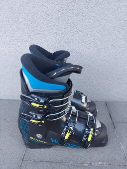 Lyže DYNASTAR, 120 cm + lyžáky + přilba - 9