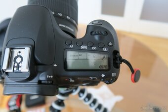 Canon EOS 60D + Canon EF-S 18-135mm - 9