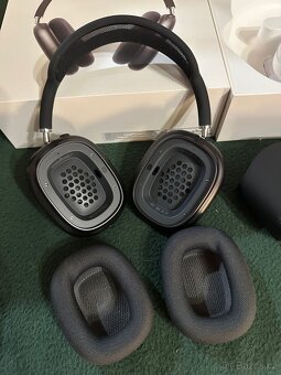 Apple AirPods Max - 9