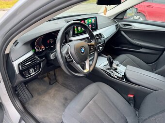 BMW 520d xDrive, 2021(Facelift),Nezávislé topení, 2 sady kol - 9