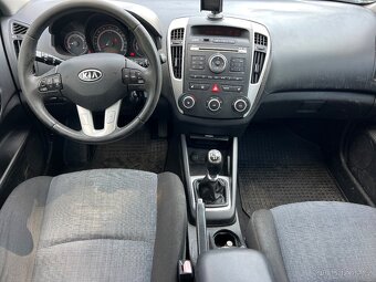 Kia ceed combi 1,4 BA+ LPG ,77 kw, rv 2011 - 9