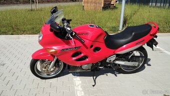 Suzuki gsx600f - 9