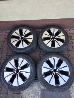 Originál dvourozměrná ALU kola MERCEDES s pneu PIRELLI - 9
