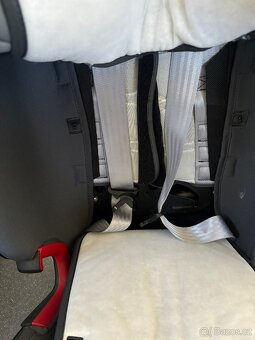 BRITAX RÖMER Advansafix IV M 9-36kg - 9