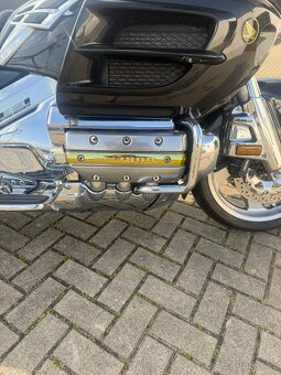 Honda GL 1800Goldwing - 9