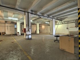 Pronájem obchodních prostor 322 m² - 9