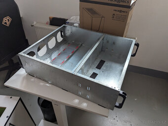 Nestandardní RACK case pro GPU – až 6× GPU - 9