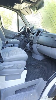Crafter 2.5 TDi 100KW L2H2 9 míst klima 310 000km - 9