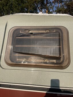 Přívěs na 2 koně, konibus, 2000 kg, super stav, nová stk - 9