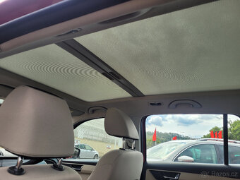 Škoda Fabia, 1,2 BENZIN 81 KW PANORAMA 4 VÁLec - 9