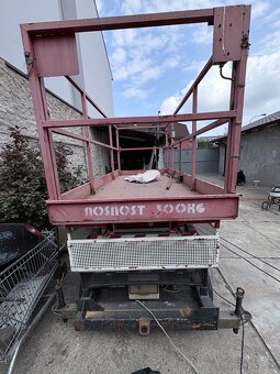 Nůžková plošina - 9