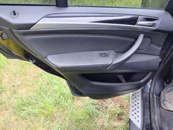 BMW e70 x5 výplň dveří Černá kůže 4.ks komplet - 9