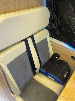 Predám Iveco Daily karavan - 9