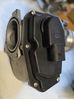 Škrticí Klapka VW AG  2.0 TDI - 9