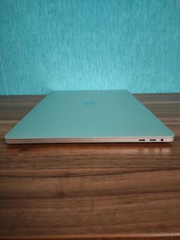 MacBook Pro 15 2016 | i7 • 16GB • 256GB SSD - 9