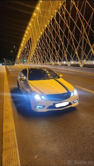 Mercedes Benz E350CDI Coupe - 9