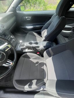Ford Mustang, 3.7, V6, manuál - 9