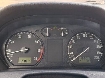 Skoda Fabia STK 10/26 155t km 2003 1.2 40kW - 9