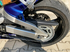 Yamaha YZF-R1 - 9