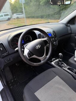 Hyundai I30 1.6CRDI Facelift - 9