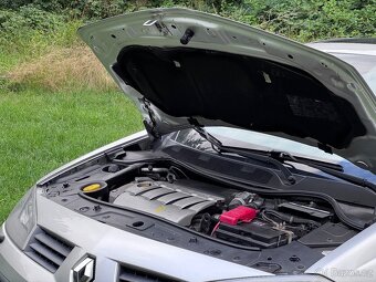 Renault Mégane CC 2.0 16V - 9