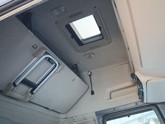 Scania R 560, TOP LINE, V8, 6x2, HYDRAULIKA - 9