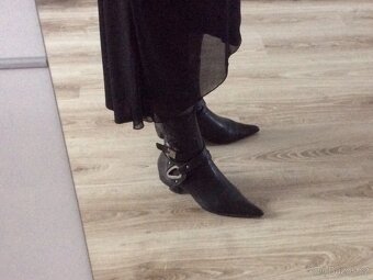 Dámské boty pro úzké nohy, vel.37,5. - 9