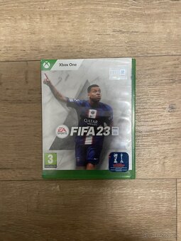 Xbox One 780GB - 9