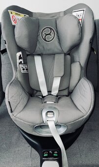 Cybex Sirona Z i-size i s bází - 9
