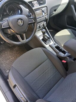 Škoda Octavia kombi 1.6TDi 81kw - 9