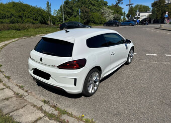 Volkswagen Scirocco 2.0 TDI BMT Perfectline R-Style DSG - 9