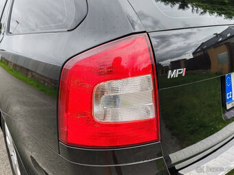 benzínová Škoda Octavia 2 Faceli 1.6 Mpi 115000km bez koroze - 9