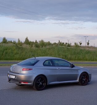 Alfa Romeo GT 3.2 V6 BUSSO - 148.500 km - 9