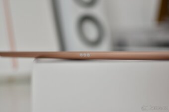 Apple iPad 8 - 2020 – 32 GB - super stav - 9