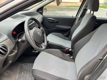 Fiat Punto 1.2i STK: 07/2027 TAŽNÉ ZAŘÍZENÍ SERVISKA - 9