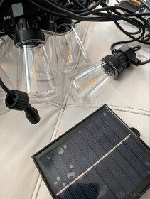 Venkovní solární párty řetěz 15m ŽÁROVKY
15 LED žárovek - 9