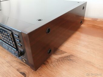 Sony CDP-557ESD - 9