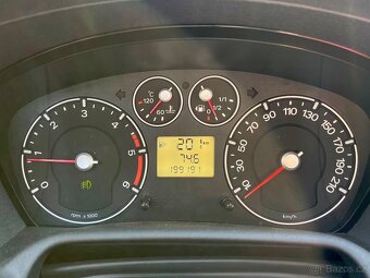 Ford Fusion 1,4 nafta klima nová stk 4,5l / 100 - 9