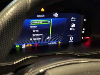Superb 3 2TDI DSG 147kw Sportline Virtual Matrix M.rok2023 - 9