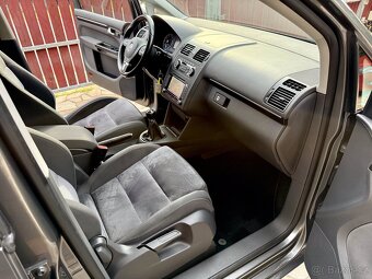 Volkswagen Touran, 1.4TSI 103KW HIGHLINE Bi-Xenon - 9