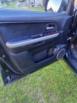 Suzuki Grand Vitara 4x4 1.9 diesel 95kw - 9