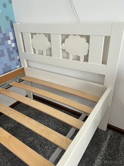 2x dětská postel IKEA Kritter se zábranou+rošt+matrace+chrán - 9