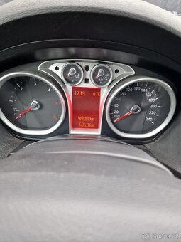 Nabízím Ford C-max 2,0tdci 100kw 2009 najeto 196… - 9
