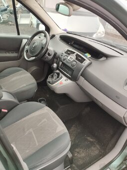 Renault Scénic ll - 9