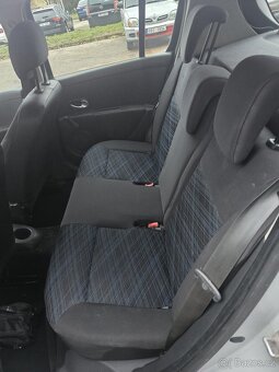 Renault Clio 1,5 TDCI - 9