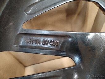 Prodám Hliníkový disk hyundai tuscon - 9