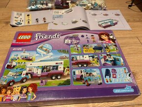 LEGO 41125 Veterinářský přívěs s koněm - 9