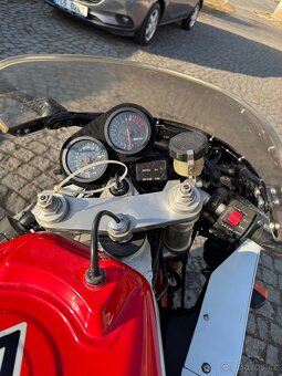 Suzuki gsx-r,gsxr 750 - 9