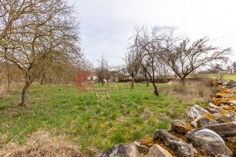 Prodej rodinného domu s pozemkem - 9