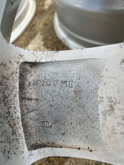 Alu kola Enzo 7Jx16H2 - 9